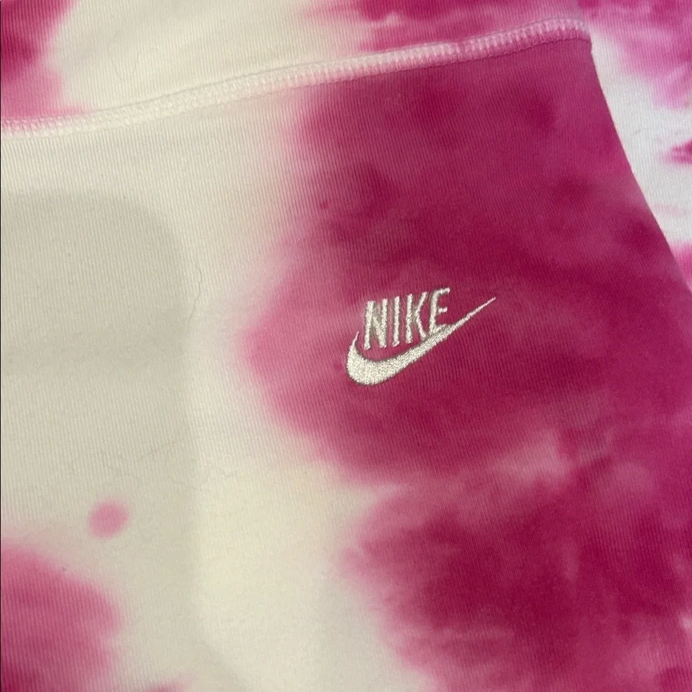 Nike Fuchsia Tie-Dye Leggings